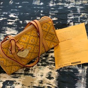 Dooney & Bourke Hand Bag